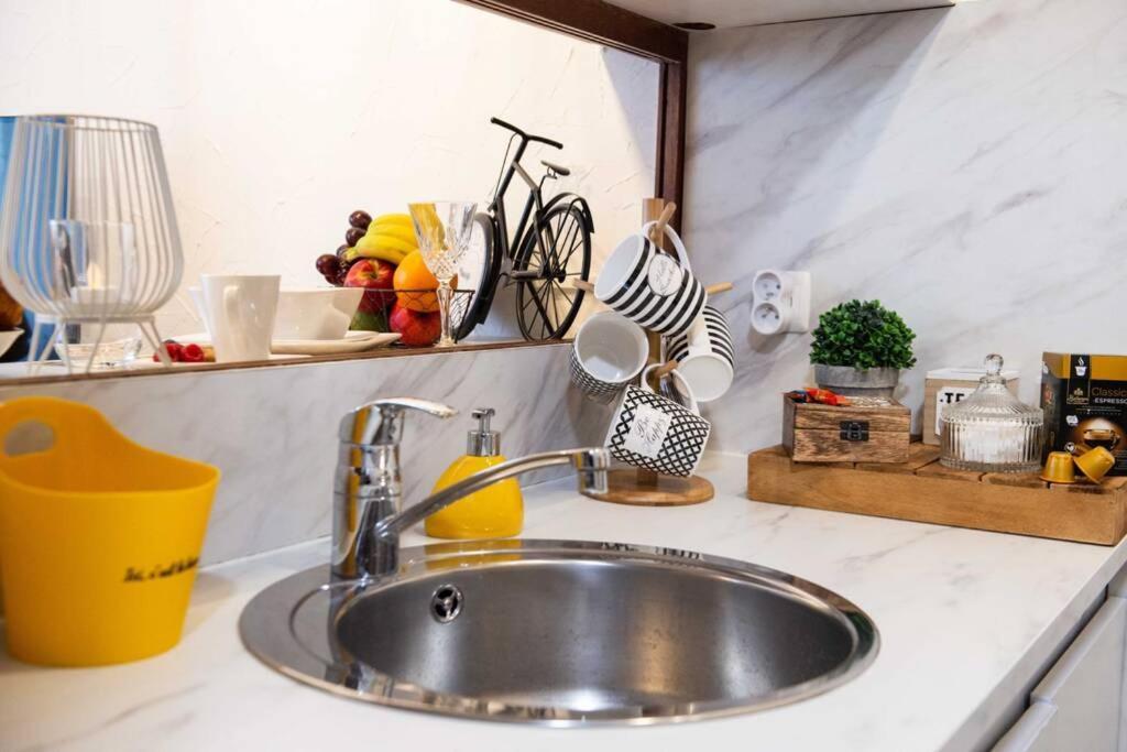 Studio Le Camaieu Tout Confort, Metz Gareアパートメント エクステリア 写真